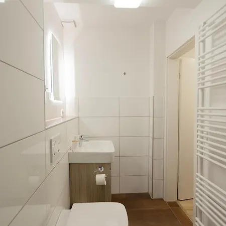 With Terrace And A Free Parking Apartamento Duisburg