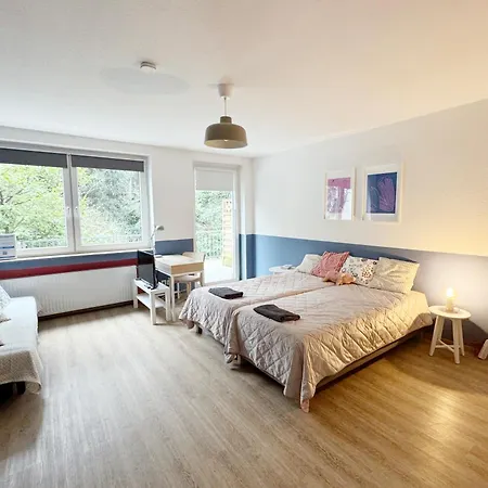 Apartment With Terrace And A Free Parking Duisburg