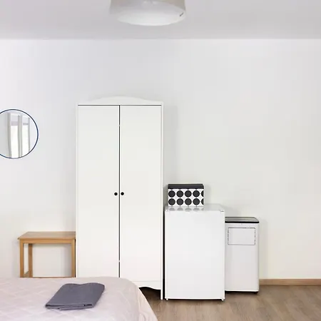 With Terrace And A Free Parking Lägenhet