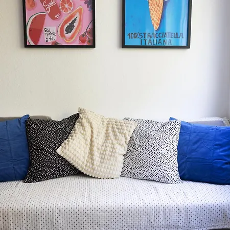 With Terrace And A Free Parking Lägenhet