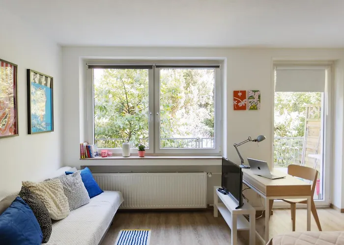 With Terrace And A Free Parking * Дуйсбург